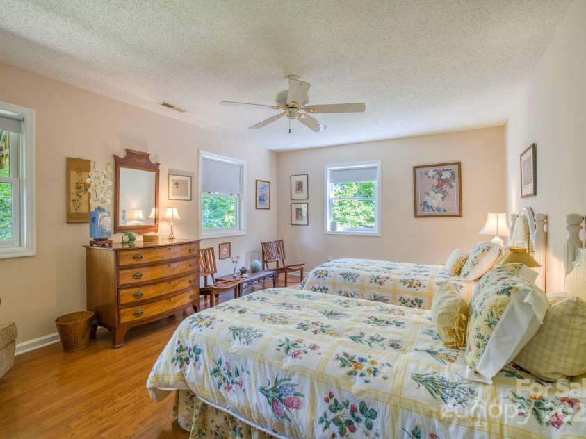 16 Cedar Drive, Mills River, NC 28759.  MLS# CAR4148510, YatesRealty ID 14036. 