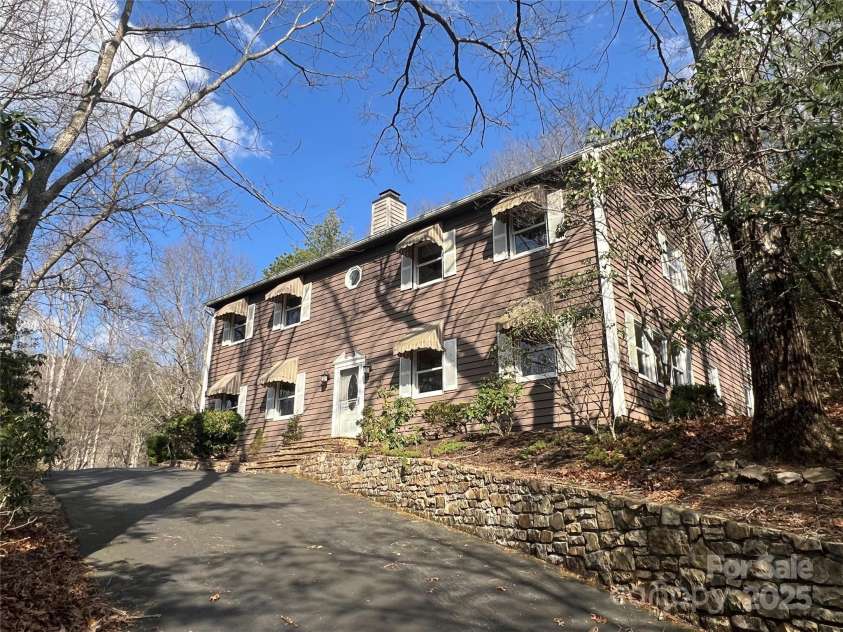 16 Cedar Drive, Mills River, NC 28759.  MLS# CAR4148510, YatesRealty ID 14036. 