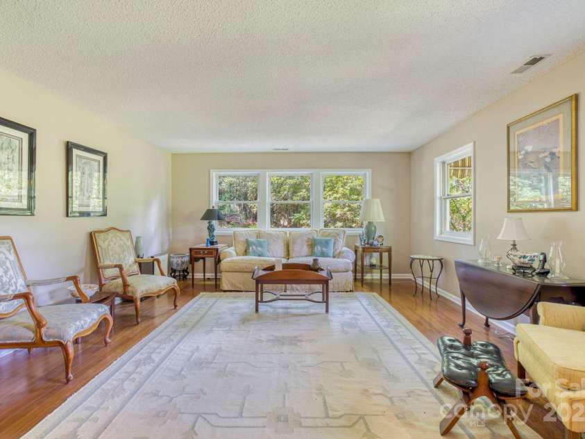 16 Cedar Drive, Mills River, NC 28759.  MLS# CAR4148510, YatesRealty ID 14036. Living Room