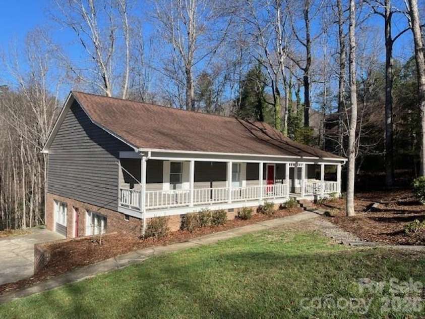 1503 Indian Hills Drive, Lenoir, NC 28645.  MLS# CAR4354069, YatesRealty ID 14038. 