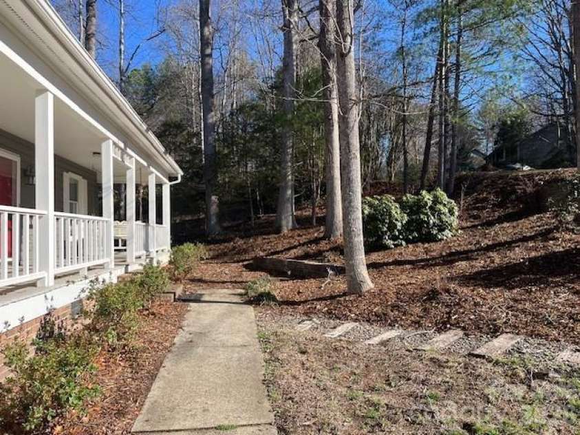 1503 Indian Hills Drive, Lenoir, NC 28645.  MLS# CAR4354069, YatesRealty ID 14038. 