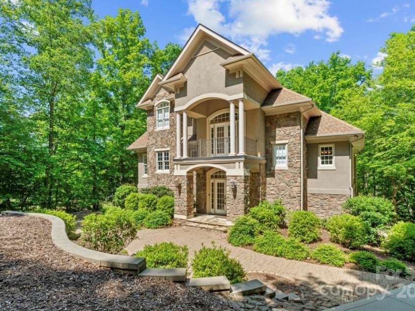 335 Whisper Lake Drive, New London, NC 28127.  MLS# CAR4260063, YatesRealty ID 14038. 