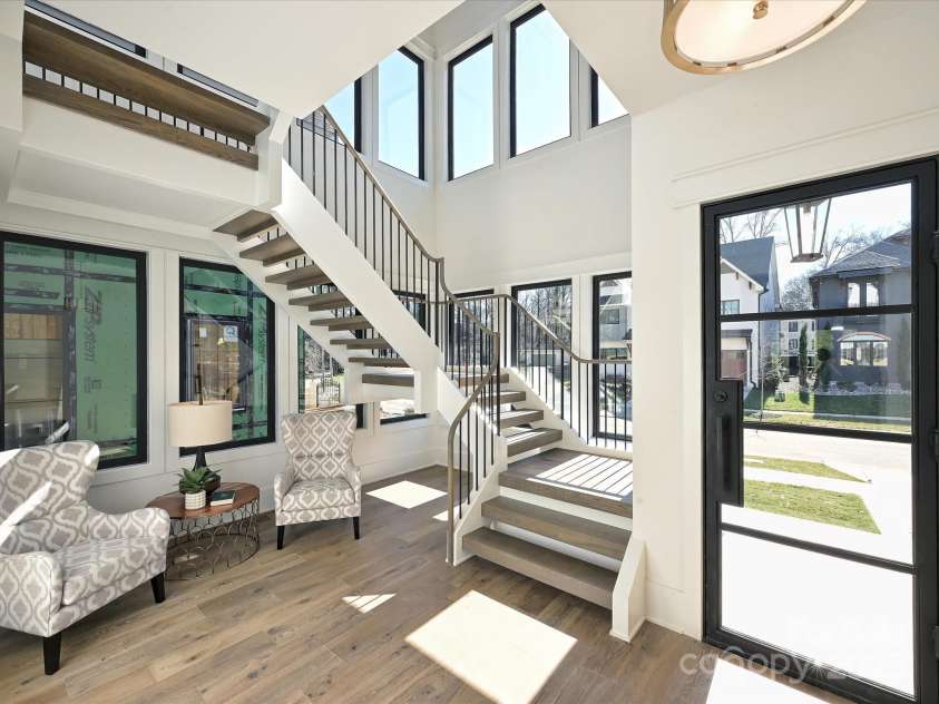 914 Laurel Creek Lane, Charlotte, NC 28211.  MLS# CAR4100598, YatesRealty ID 1404. 