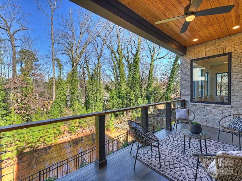 914 Laurel Creek Lane, Charlotte, NC 28211.  MLS# CAR4100598, YatesRealty ID 1404. 