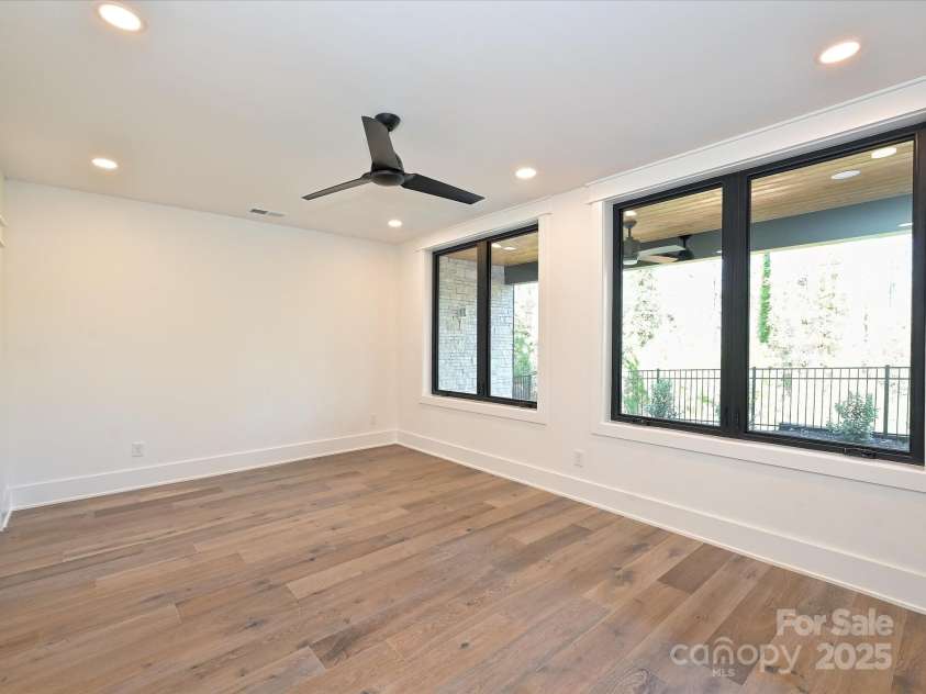 914 Laurel Creek Lane, Charlotte, NC 28211.  MLS# CAR4100598, YatesRealty ID 1404. 