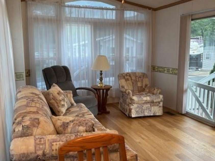 21 Strollers Lane, Waynesville, NC 28785.  MLS# CAR4254954, YatesRealty ID 14040. 