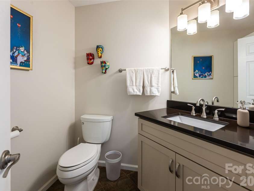 168 Skyview Circle, Asheville, NC 28804.  MLS# CAR4349077, YatesRealty ID 14041. Powder room