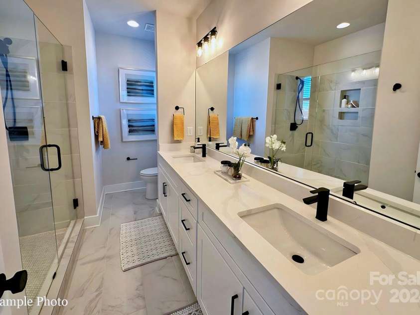 1017 North End Drive, Charlotte, NC 28206.  MLS# CAR4116476, YatesRealty ID 14042. 