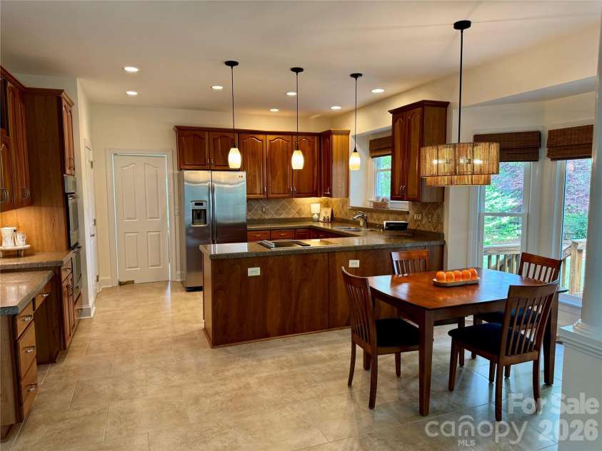 10919 Jordan Rae Lane, Charlotte, NC 28277.  MLS# CAR4361013, YatesRealty ID 14042. Kitchen and Breakfast Area