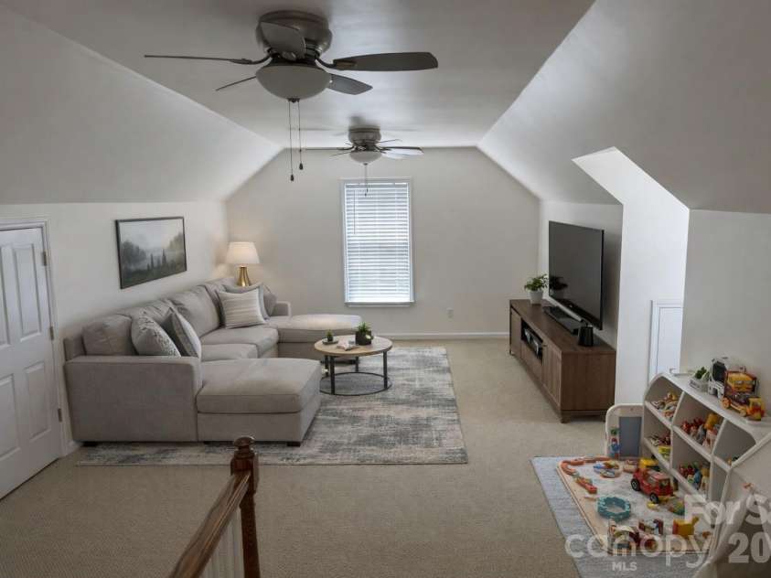 10919 Jordan Rae Lane, Charlotte, NC 28277.  MLS# CAR4361013, YatesRealty ID 14042. Virtually Staged