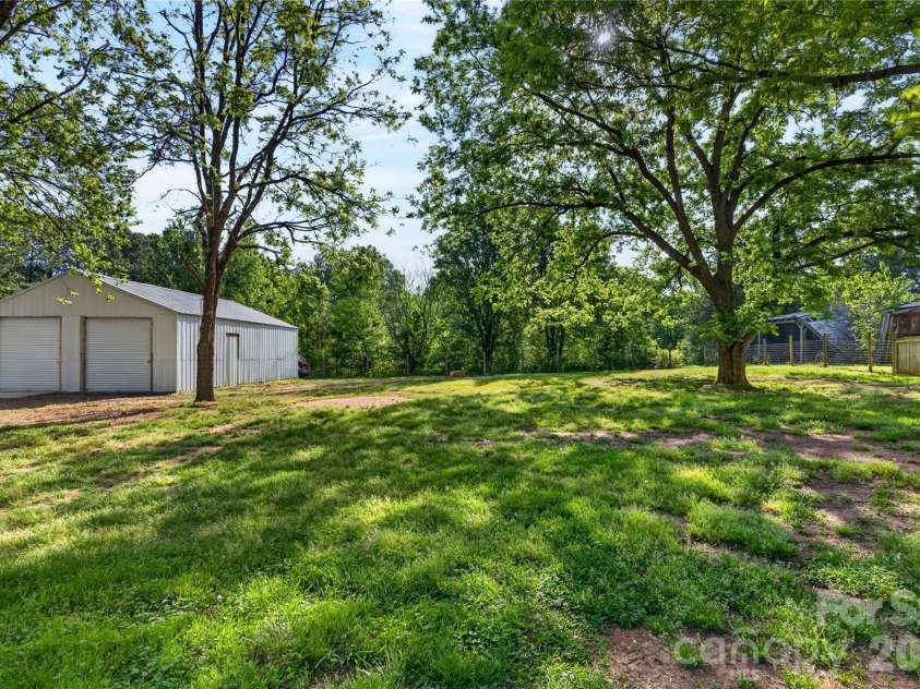 991 Shearers Road, Mooresville, NC 28115.  MLS# CAR4370372, YatesRealty ID 14043. 