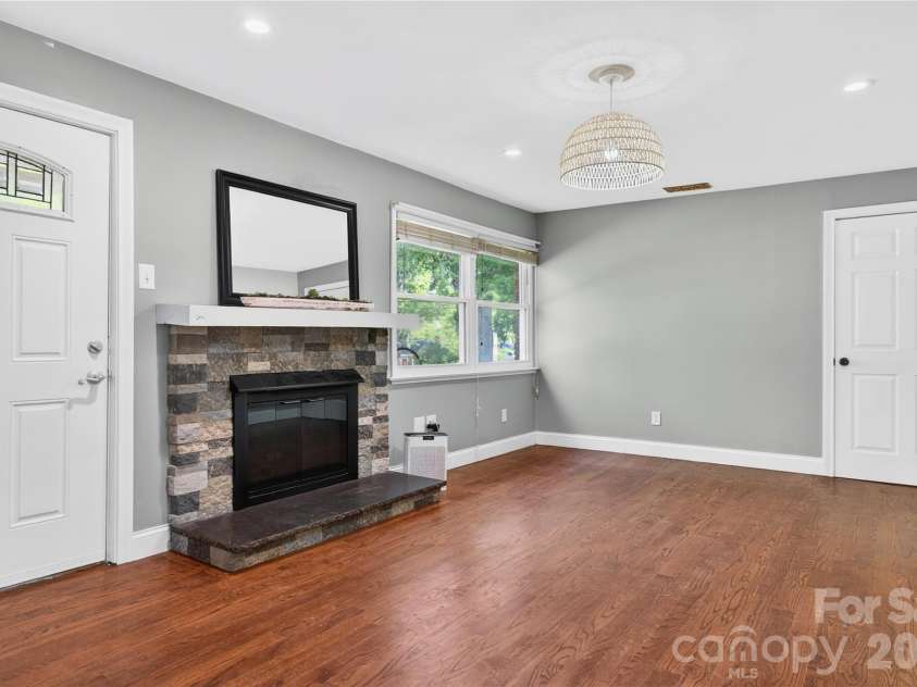 991 Shearers Road, Mooresville, NC 28115.  MLS# CAR4370372, YatesRealty ID 14043. 