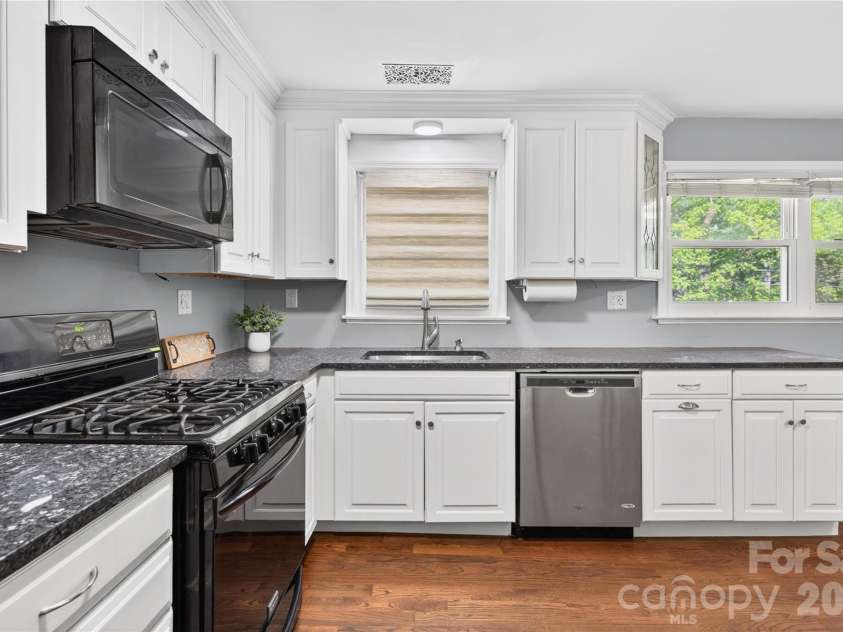 991 Shearers Road, Mooresville, NC 28115.  MLS# CAR4370372, YatesRealty ID 14043. 
