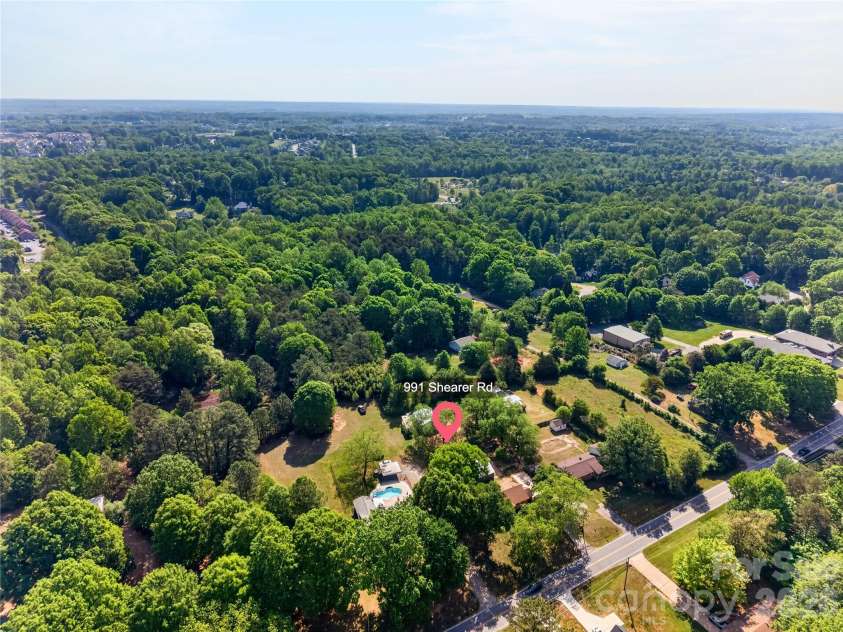 991 Shearers Road, Mooresville, NC 28115.  MLS# CAR4370372, YatesRealty ID 14043. 