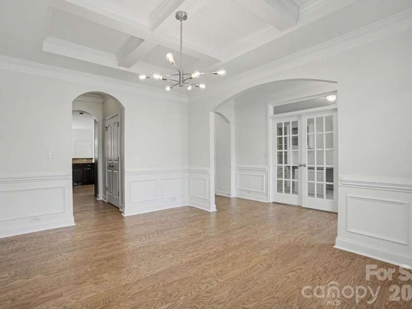 14020 Helen Benson Boulevard, Davidson, NC 28036.  MLS# CAR4344535, YatesRealty ID 14044. 