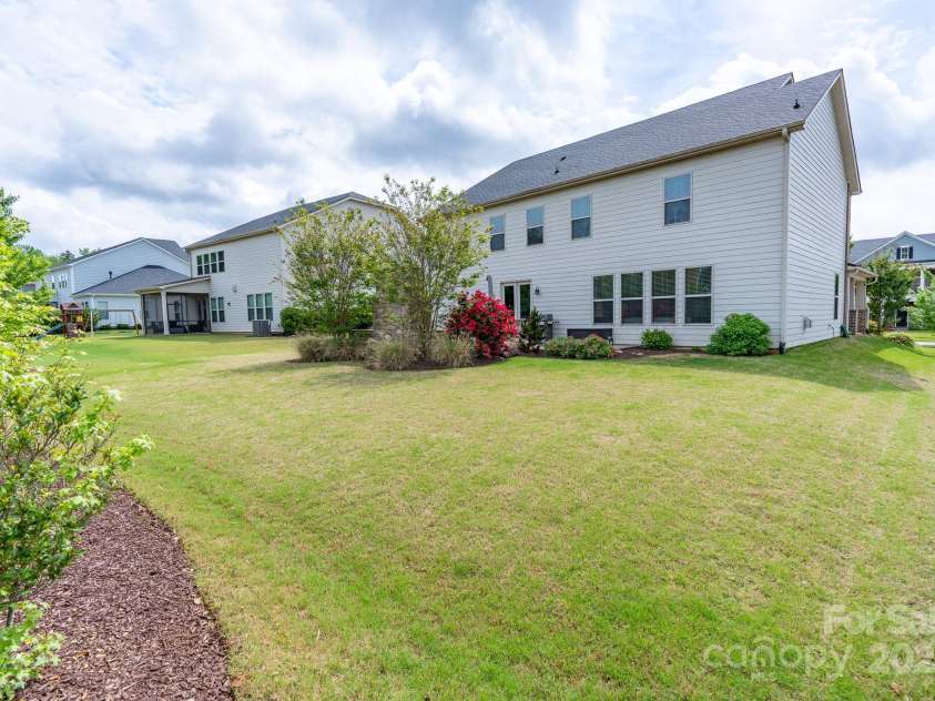 16711 Monocacy Boulevard, Huntersville, NC 28078.  MLS# CAR4249160, YatesRealty ID 14044. 