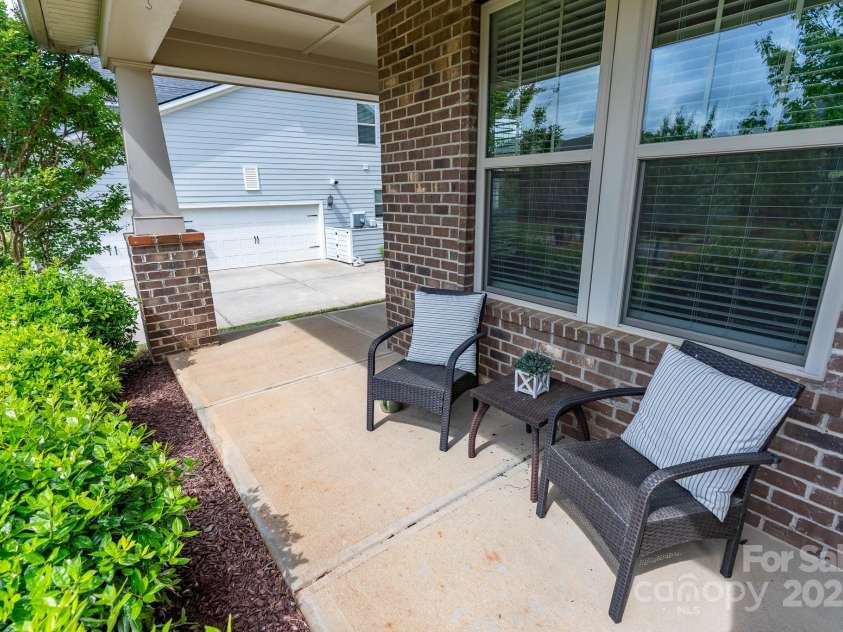 16711 Monocacy Boulevard, Huntersville, NC 28078.  MLS# CAR4249160, YatesRealty ID 14044. 
