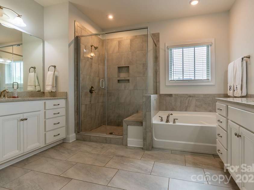 16711 Monocacy Boulevard, Huntersville, NC 28078.  MLS# CAR4249160, YatesRealty ID 14044. 