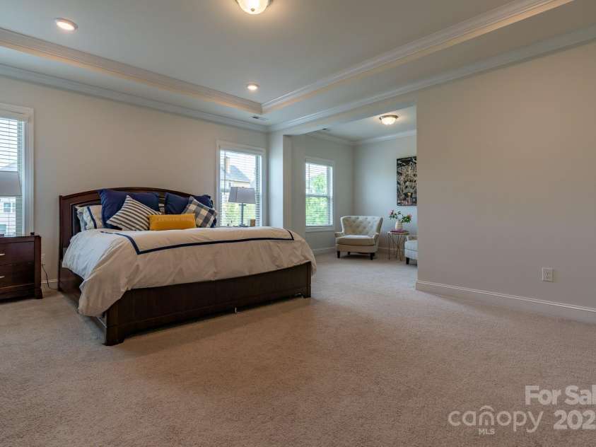 16711 Monocacy Boulevard, Huntersville, NC 28078.  MLS# CAR4249160, YatesRealty ID 14044. Primary with extended area for office, home gym or lounge