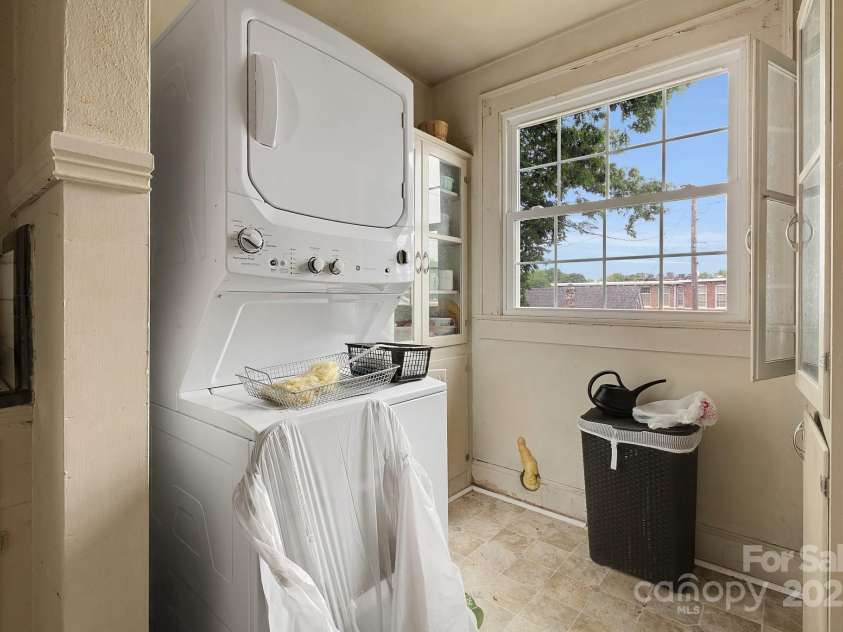 114 5th Street, Albemarle, NC 28001.  MLS# CAR4250566, YatesRealty ID 14046. 