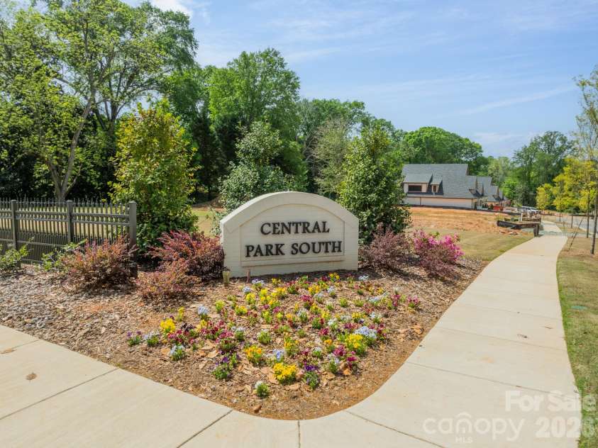 519 Winding Way, Belmont, NC 28012.  MLS# CAR4371936, YatesRealty ID 14048. 