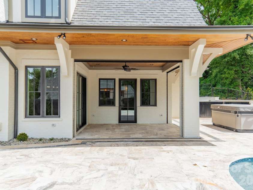 519 Winding Way, Belmont, NC 28012.  MLS# CAR4371936, YatesRealty ID 14048. 