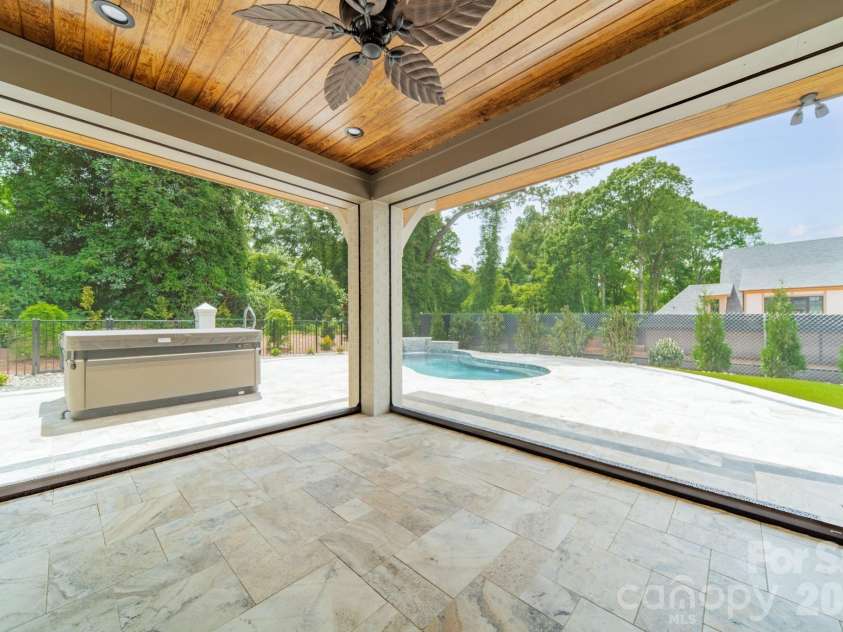 519 Winding Way, Belmont, NC 28012.  MLS# CAR4371936, YatesRealty ID 14048. 