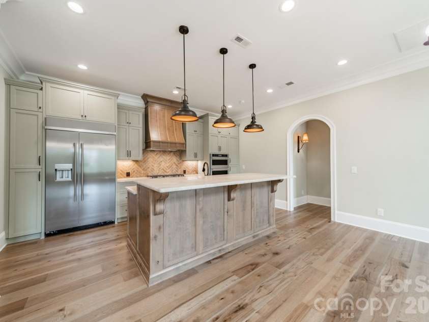 519 Winding Way, Belmont, NC 28012.  MLS# CAR4371936, YatesRealty ID 14048. 