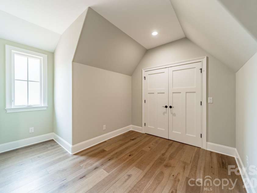 519 Winding Way, Belmont, NC 28012.  MLS# CAR4371936, YatesRealty ID 14048. 