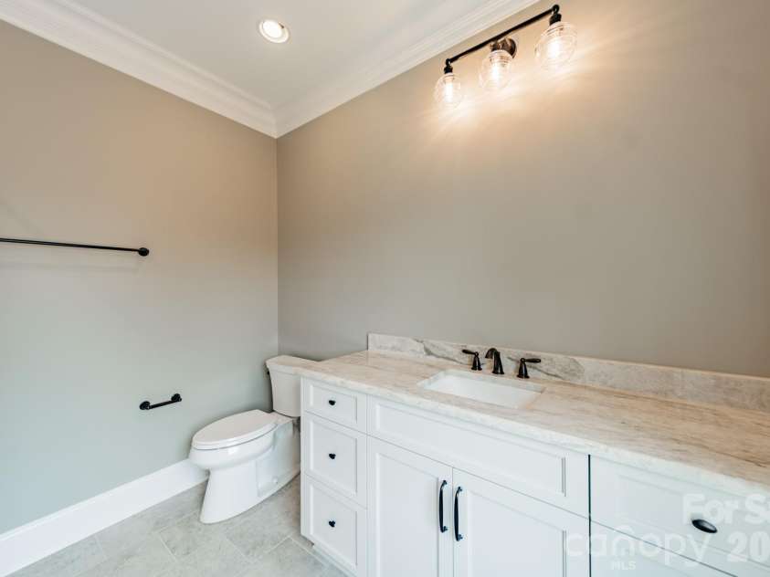 519 Winding Way, Belmont, NC 28012.  MLS# CAR4371936, YatesRealty ID 14048. 