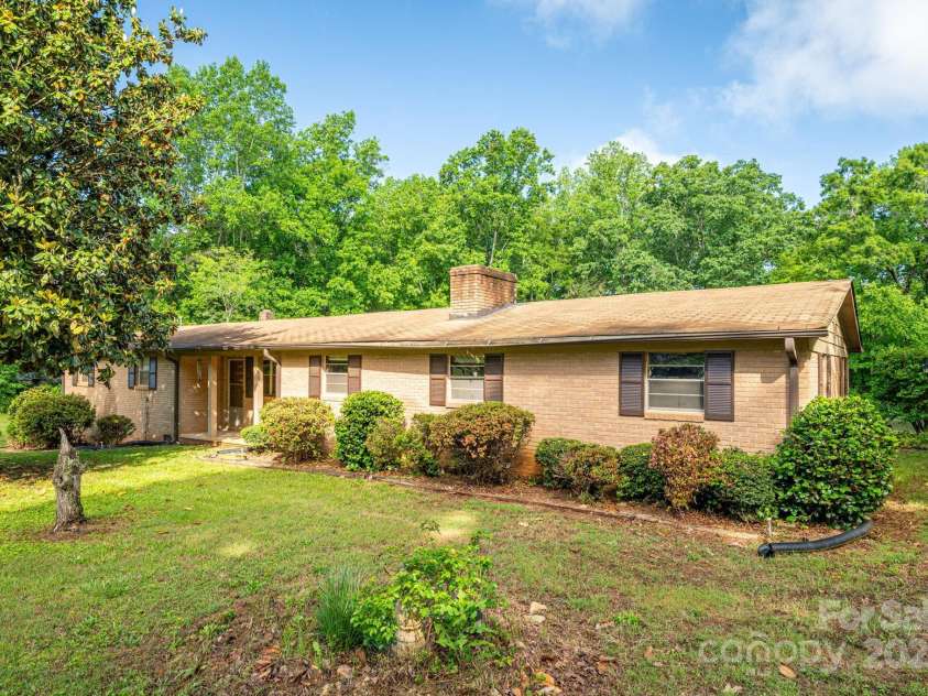 2871 Loviee Road, Lincolnton, NC 28092.  MLS# CAR4255104, YatesRealty ID 14049. 