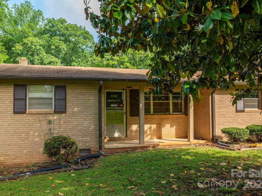 2871 Loviee Road, Lincolnton, NC 28092.  MLS# CAR4255104, YatesRealty ID 14049. 