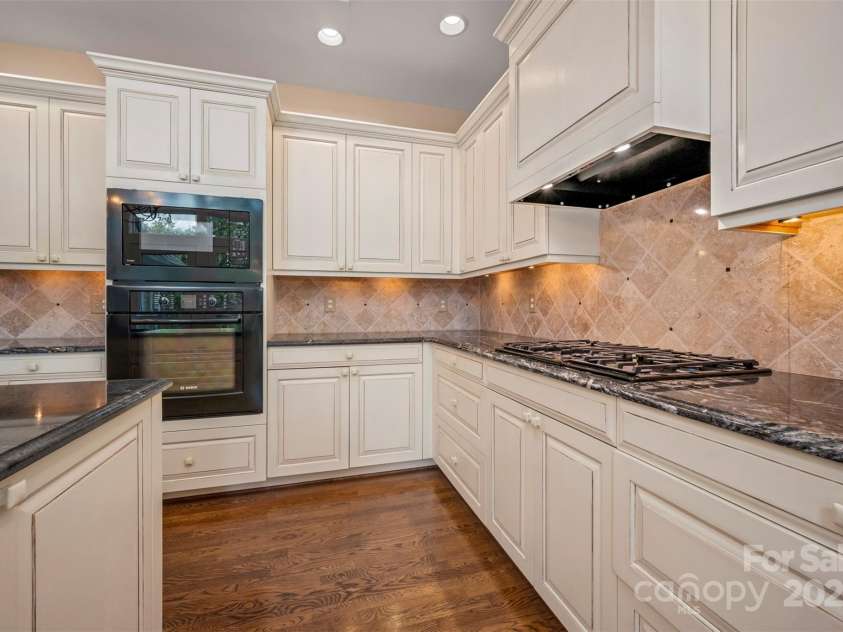 55 First Street, Tryon, NC 28782.  MLS# CAR4297119, YatesRealty ID 1405. 