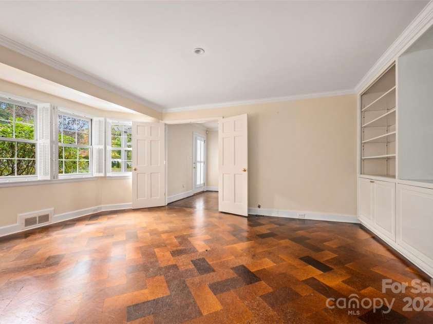 55 First Street, Tryon, NC 28782.  MLS# CAR4297119, YatesRealty ID 1405. 