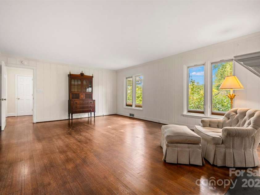 55 First Street, Tryon, NC 28782.  MLS# CAR4297119, YatesRealty ID 1405. 