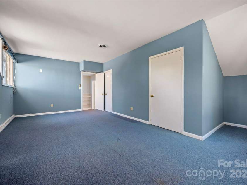 55 First Street, Tryon, NC 28782.  MLS# CAR4297119, YatesRealty ID 1405. 