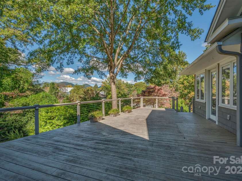 55 First Street, Tryon, NC 28782.  MLS# CAR4297119, YatesRealty ID 1405. 