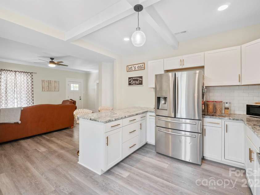 600 3rd Street, Spencer, NC 28159.  MLS# CAR4247406, YatesRealty ID 14050. 