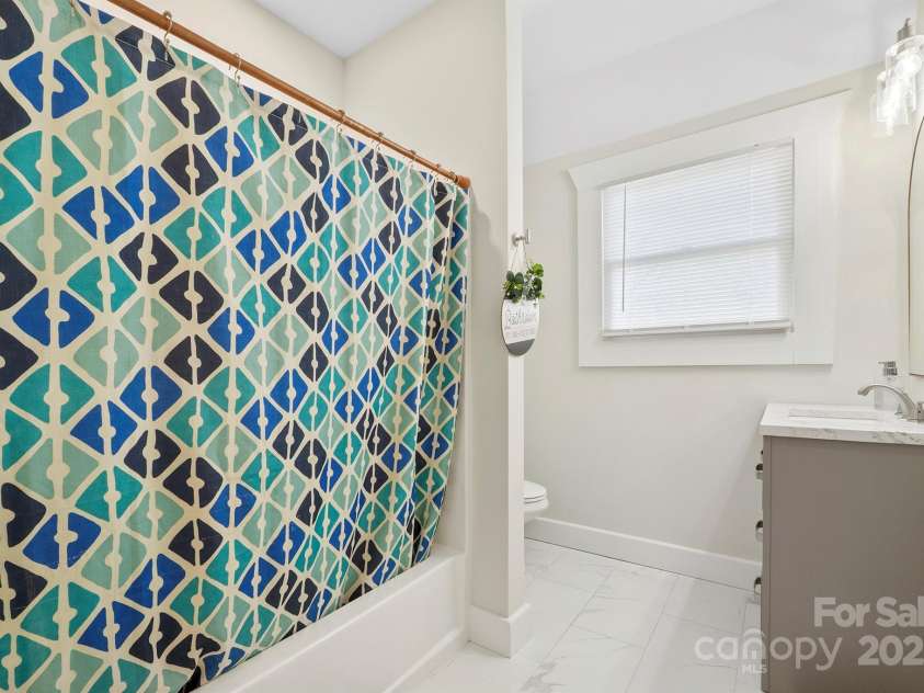 600 3rd Street, Spencer, NC 28159.  MLS# CAR4247406, YatesRealty ID 14050. 