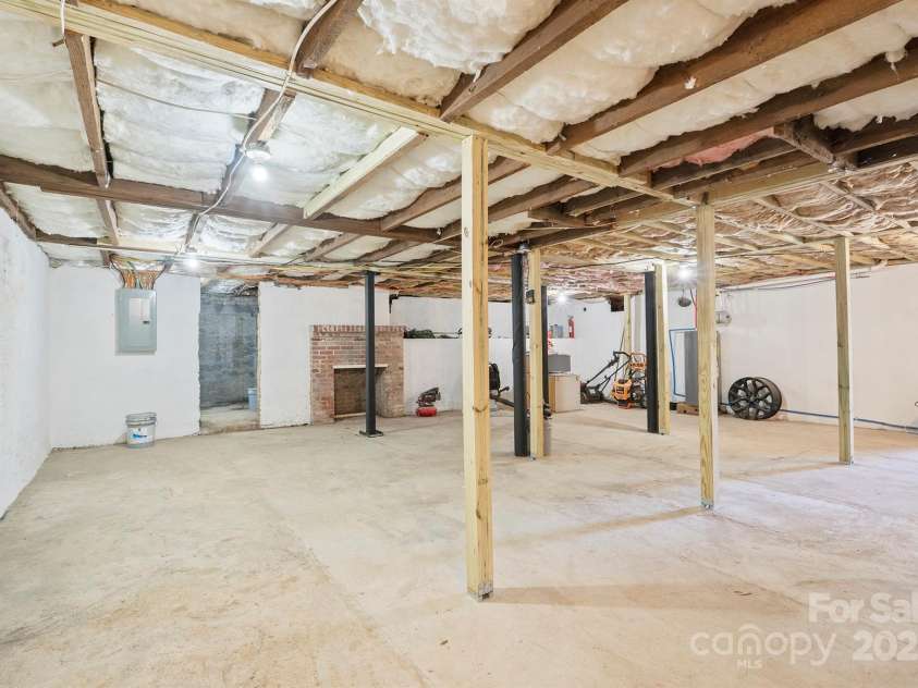 600 3rd Street, Spencer, NC 28159.  MLS# CAR4247406, YatesRealty ID 14050. 