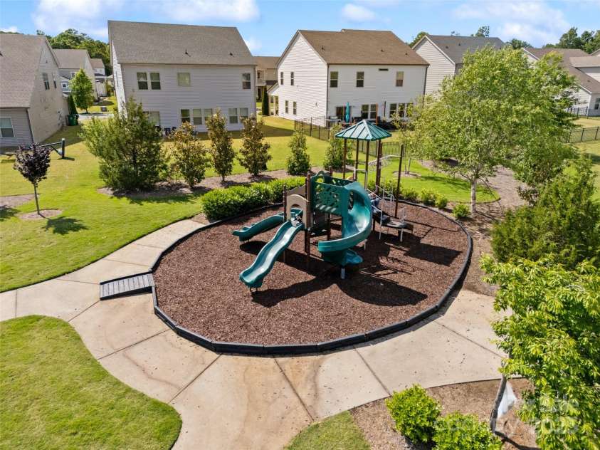 7318 Rupell Drive, Charlotte, NC 28273.  MLS# CAR4255469, YatesRealty ID 14051. 