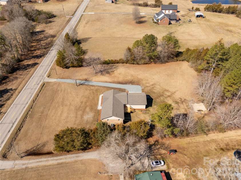 3879 Flat Creek Road, Lancaster, SC 29720.  MLS# CAR4346280, YatesRealty ID 14052. 