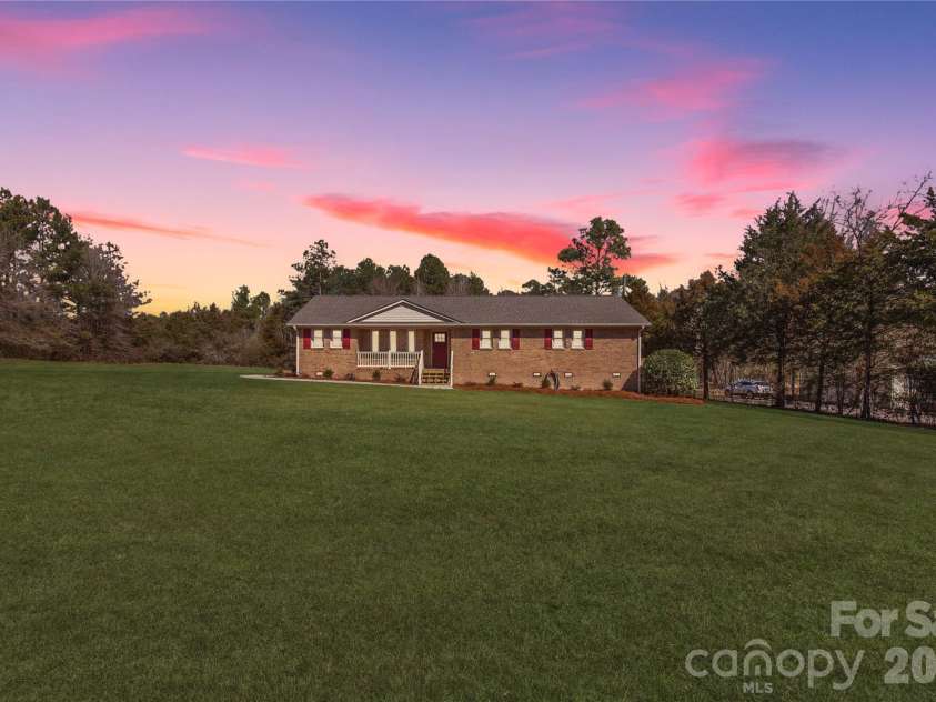 3879 Flat Creek Road, Lancaster, SC 29720.  MLS# CAR4346280, YatesRealty ID 14052. 