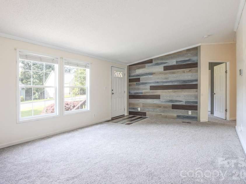 2171 Brantley Creek Drive, Kannapolis, NC 28083.  MLS# CAR4410508, YatesRealty ID 14053. 