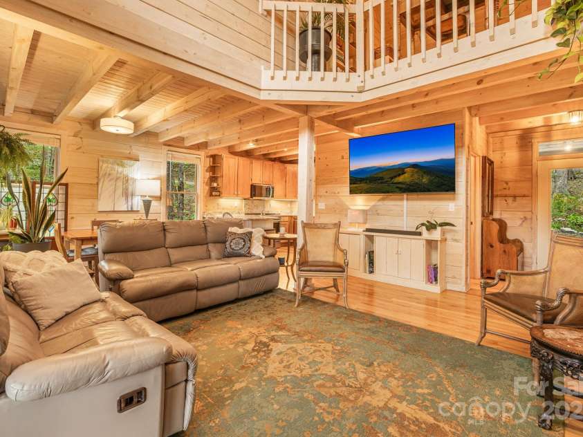 60 Laurel Lane, Mars Hill, NC 28754.  MLS# CAR4256396, YatesRealty ID 14054. Open concept living.