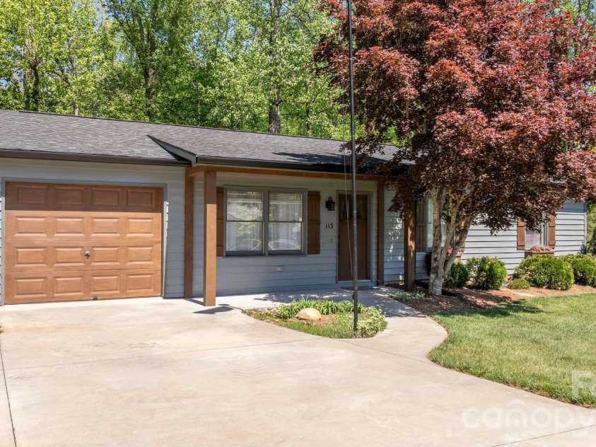 113 Foxfire Drive, Morganton, NC 28655.  MLS# CAR4370061, YatesRealty ID 14055. 