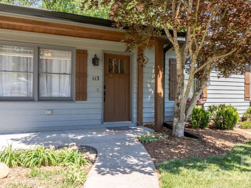 113 Foxfire Drive, Morganton, NC 28655.  MLS# CAR4370061, YatesRealty ID 14055. 