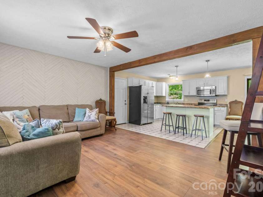 113 Foxfire Drive, Morganton, NC 28655.  MLS# CAR4370061, YatesRealty ID 14055. 