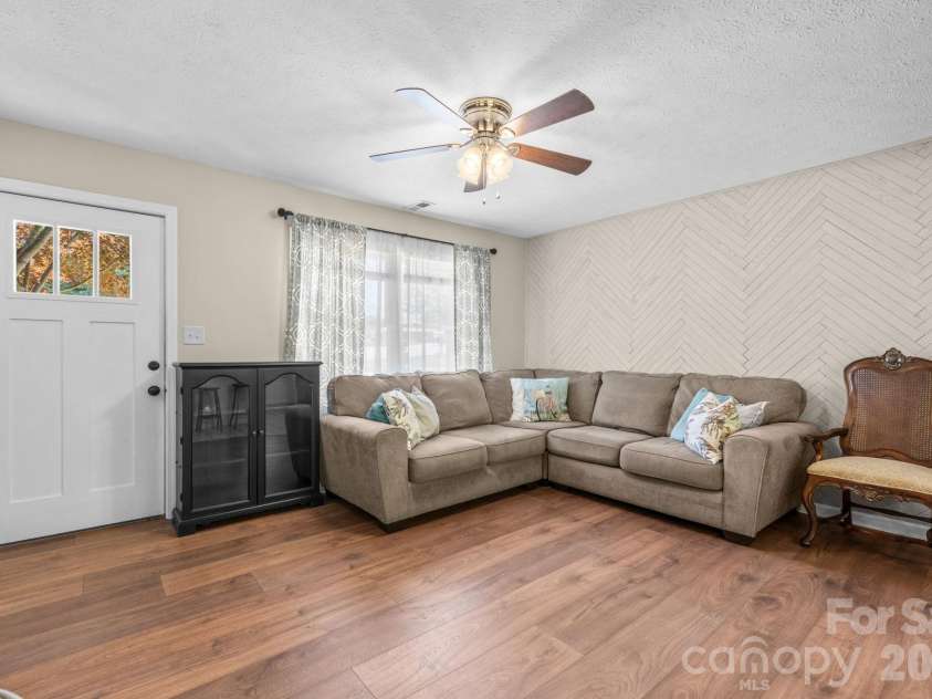 113 Foxfire Drive, Morganton, NC 28655.  MLS# CAR4370061, YatesRealty ID 14055. 