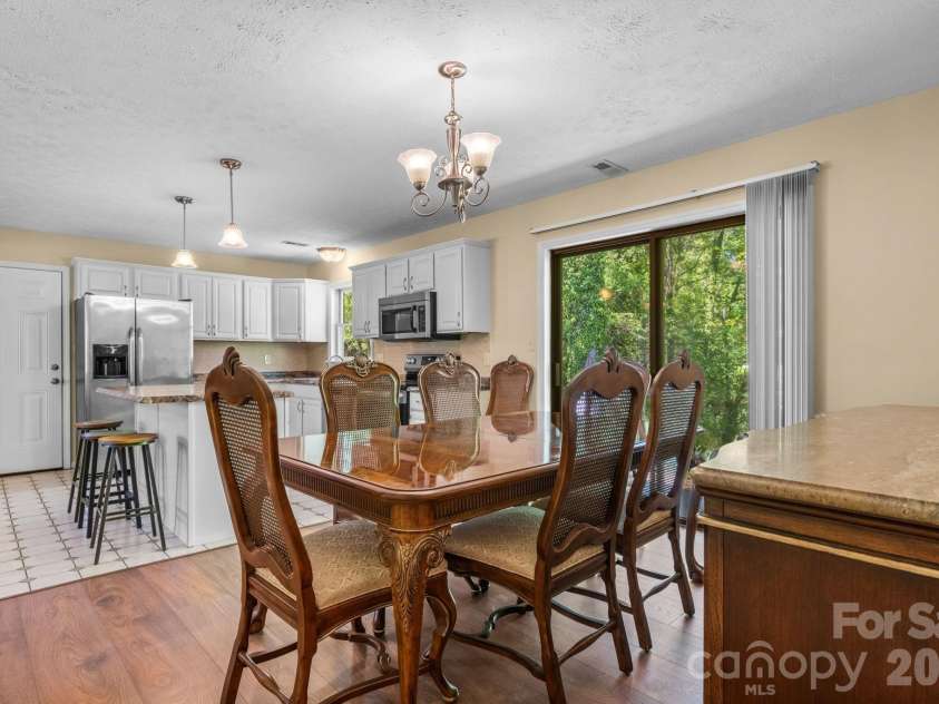 113 Foxfire Drive, Morganton, NC 28655.  MLS# CAR4370061, YatesRealty ID 14055. 